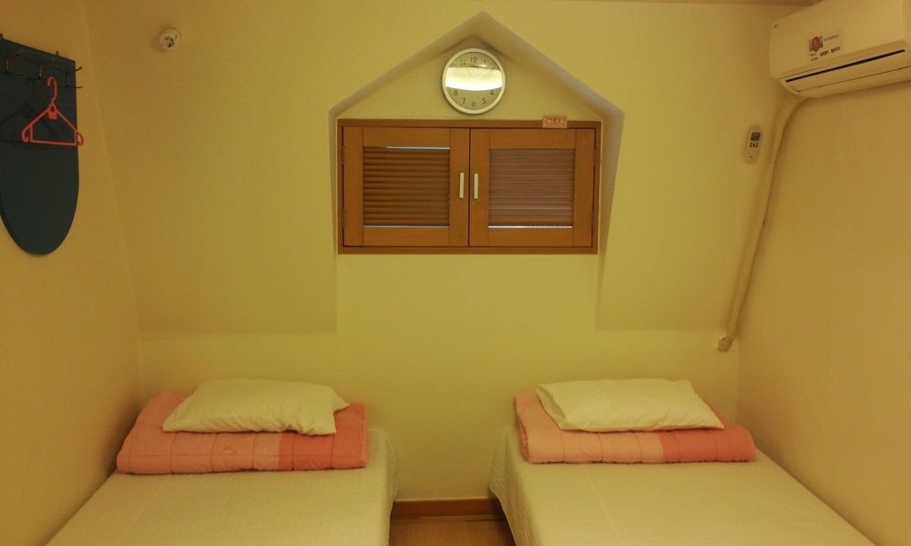 Oppa Hostel Seoel Buitenkant foto