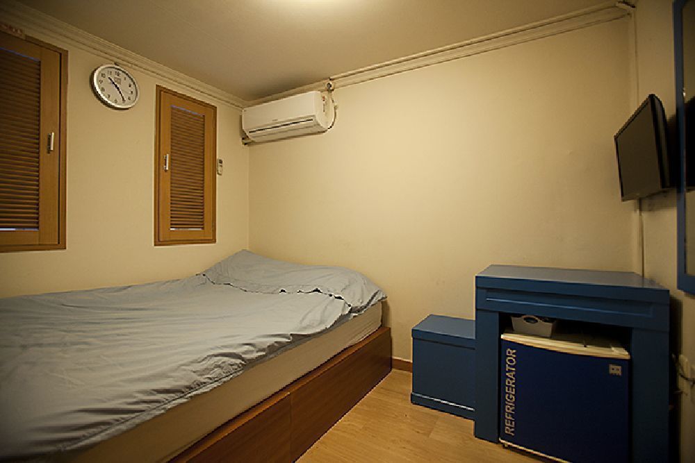 Oppa Hostel Seoel Buitenkant foto