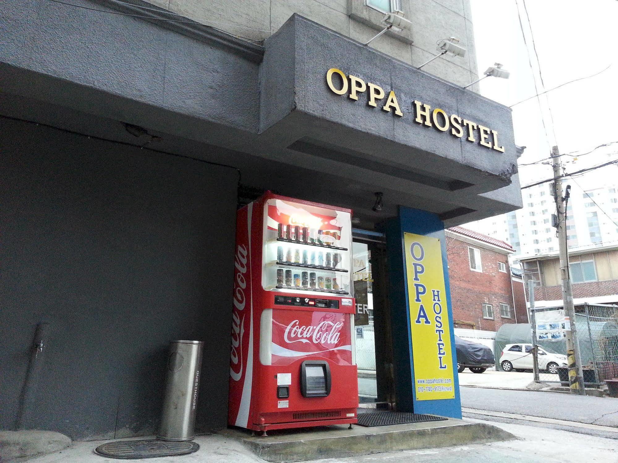 Oppa Hostel Seoel Buitenkant foto