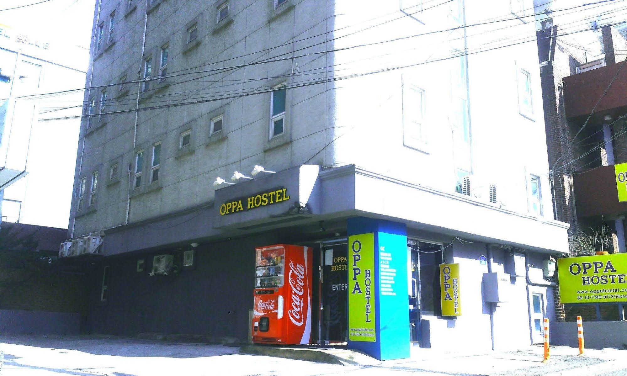Oppa Hostel Seoel Buitenkant foto