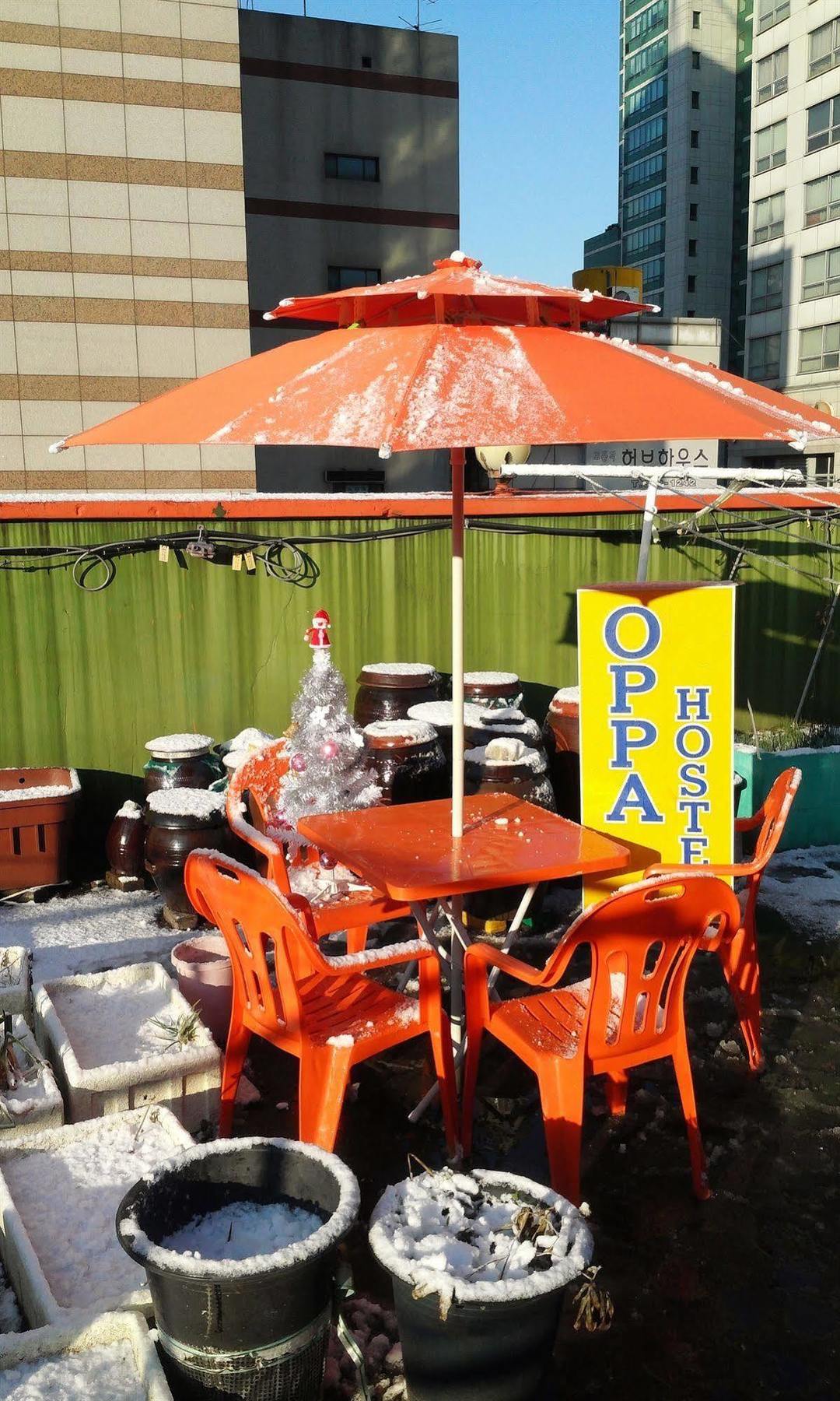 Oppa Hostel Seoel Buitenkant foto