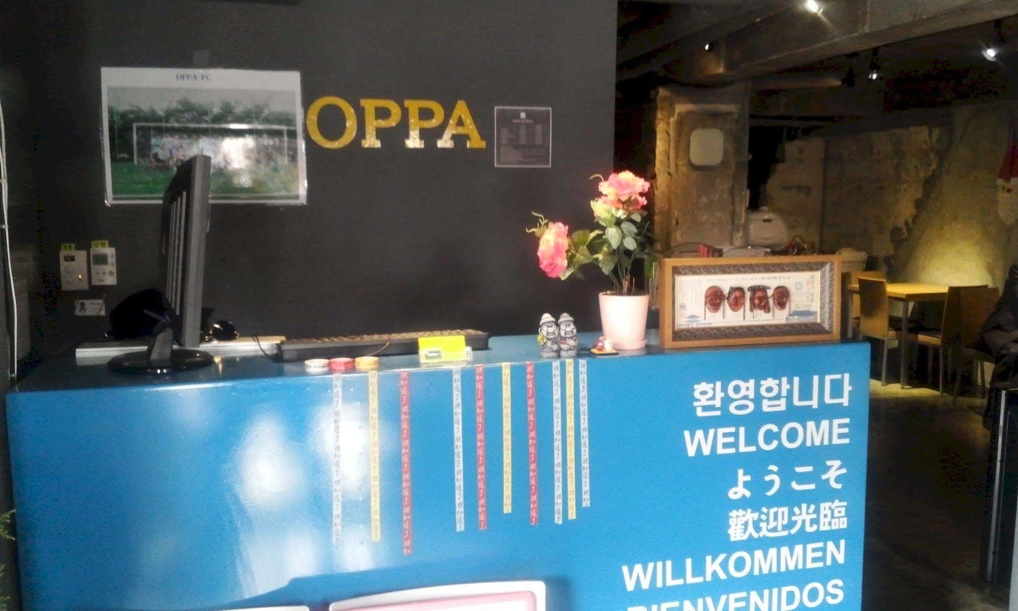 Oppa Hostel Seoel Buitenkant foto